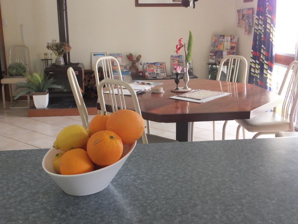 Kathys Place Bed And Breakfast Alice Springs Ngoại thất bức ảnh
